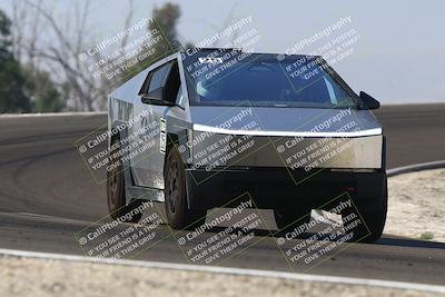 media/Nov-08-2025-Speed Ventures (Sat) [[1c7a6332f5]]/TC B/Session 2 (Turn 2)/